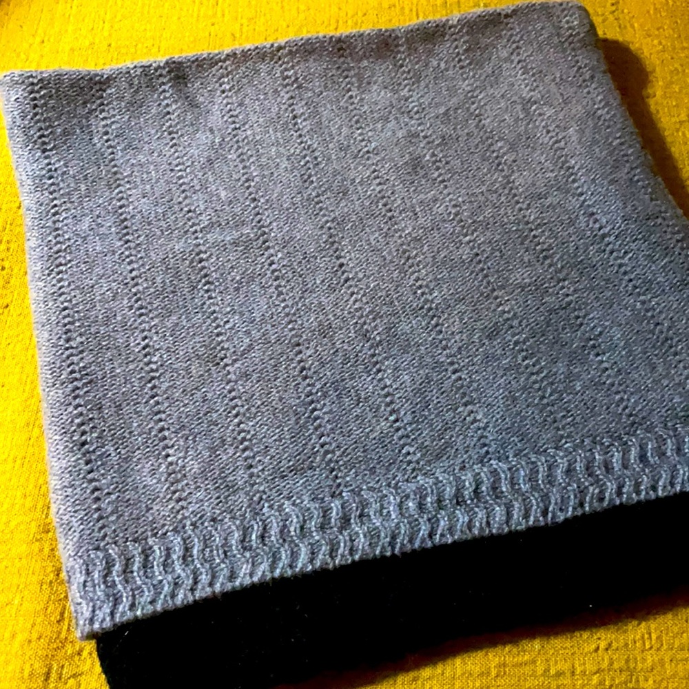 Cashmere reversal infinity scarf